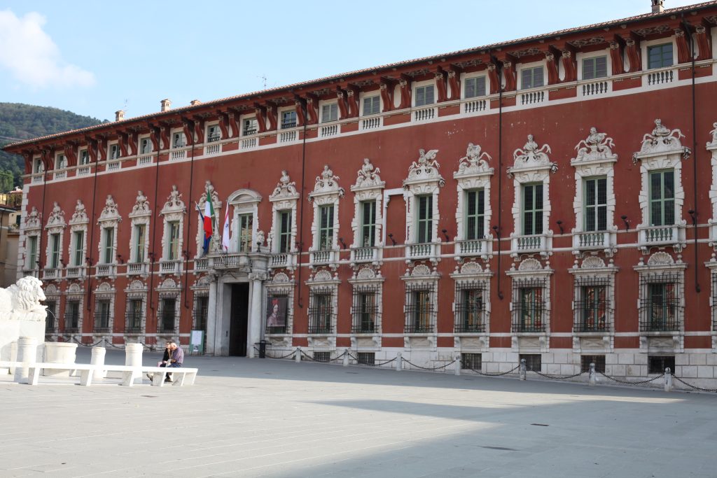 Palazzo_Cybo-Malaspina,_Massa_(1)